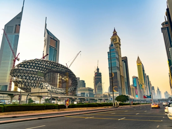 Benefits of investing in DXB
