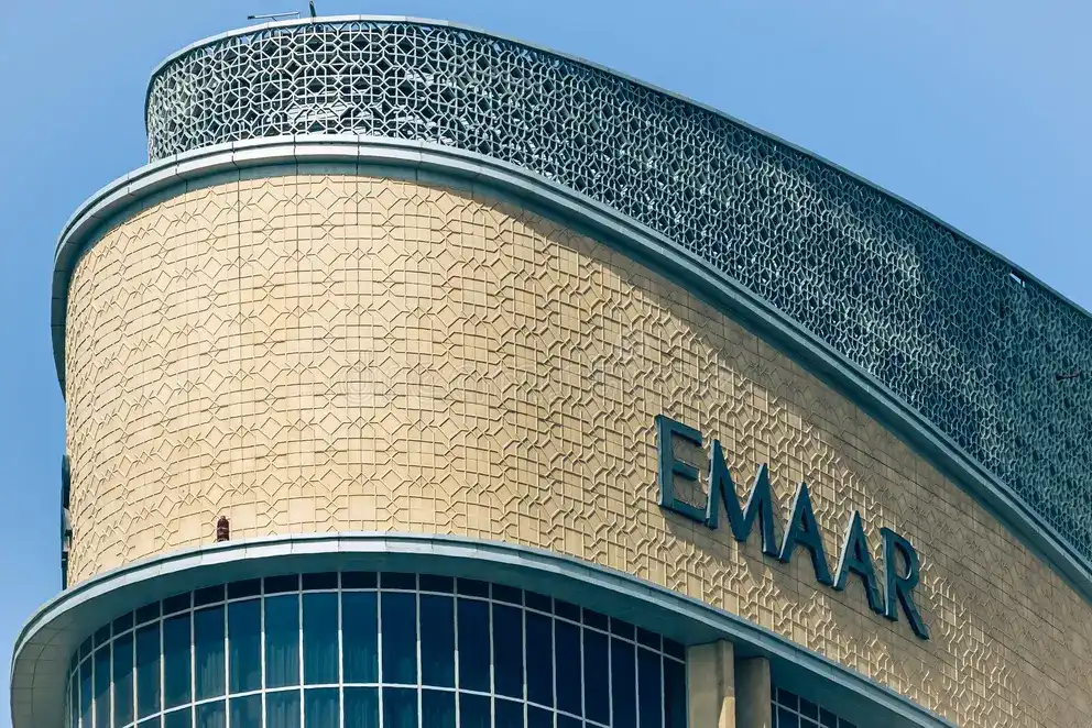 ساختمان و نشان Emaar در دبی